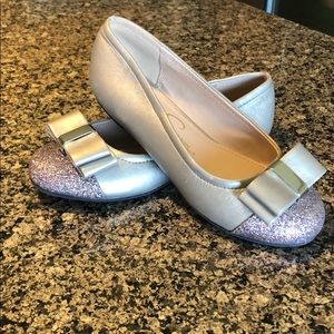 Jessica Simpson Portia Flats. Size 13 youth.